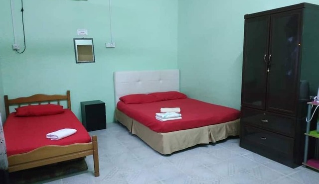 OYO Homes 90600 Ummi Chalet Dungun