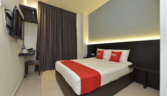 Capital O 90609 Gc Hotel