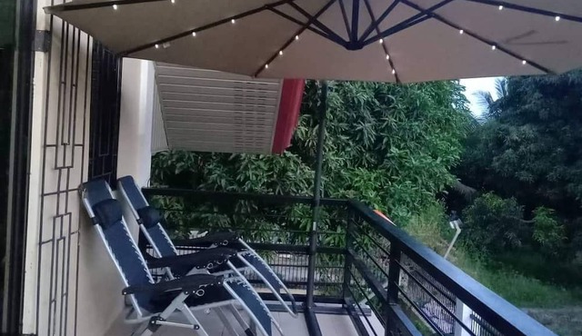 Charming and Relaxing 7-Bed House in Mati City, in Mati