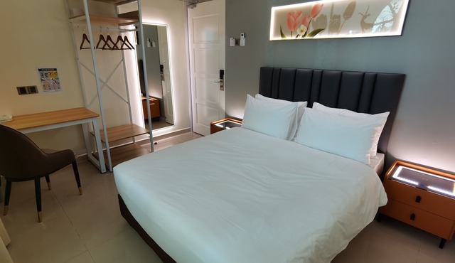 Mochi Pool Villa Co-Living