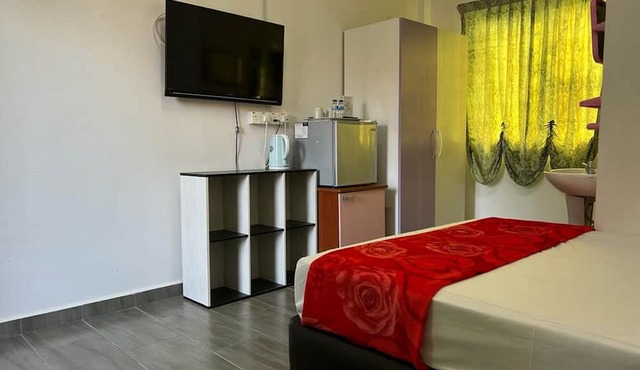 OYO 90786 Motel Merak