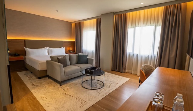 Brittany Hotel Villar City