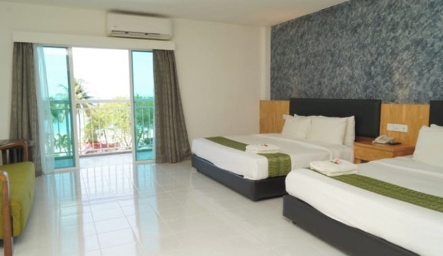 Seaview room with balcony 4-5pax @ Cenang Beach in Langkawi