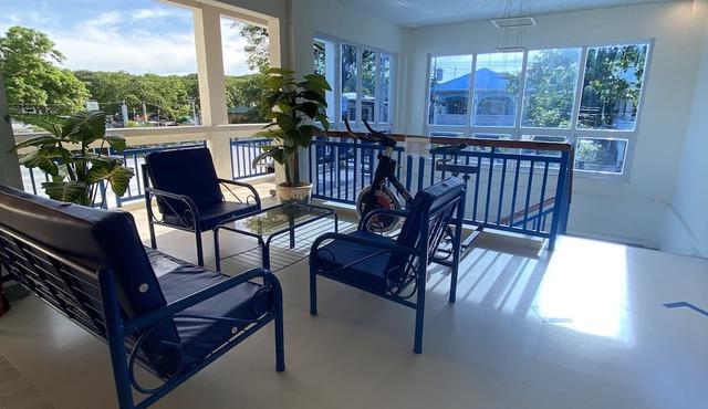Hip Nautic Beach Resort by Cocotel in Lian