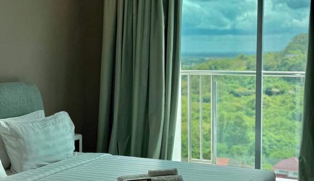Stirling Suites in Miri