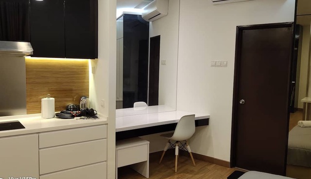 Mika Guest House, by adra mikhail 3 in Balakong