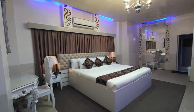 Bergamo Hotel Lingayen