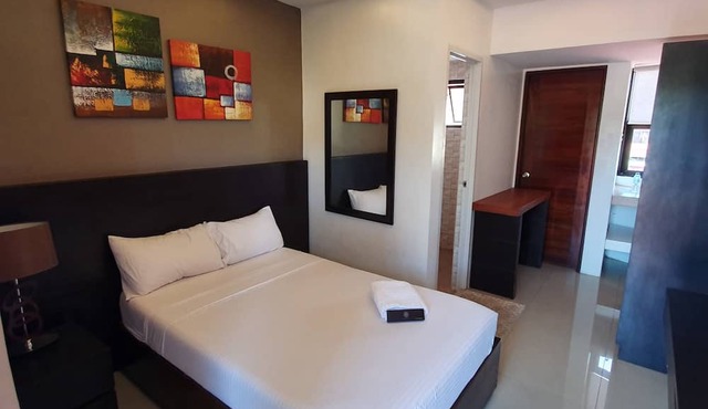 Hotel Zenturia in Boac