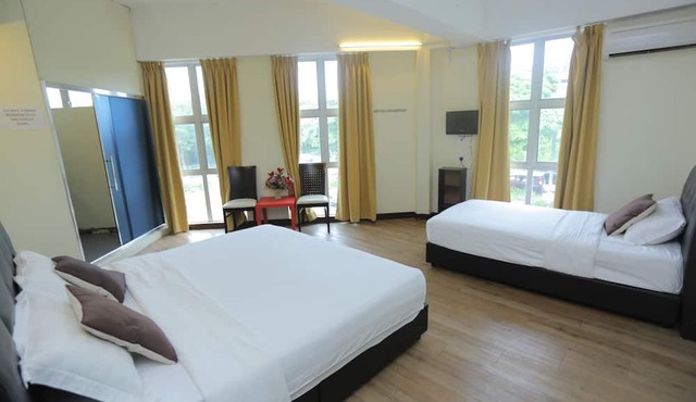 JAM Hotel near ERL Salak Tinggi Sepang in Sepang