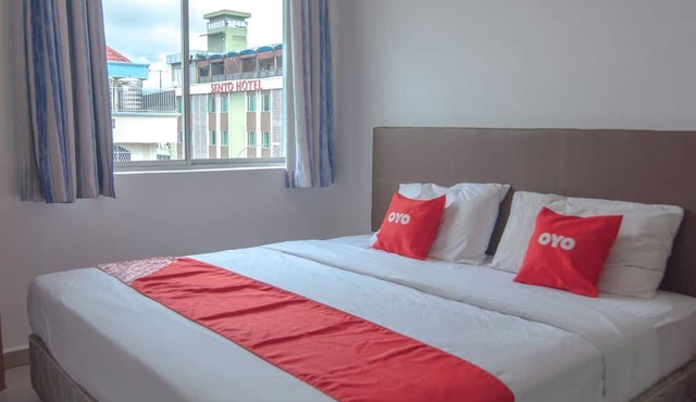 OYO 89577 Kristal Hotel