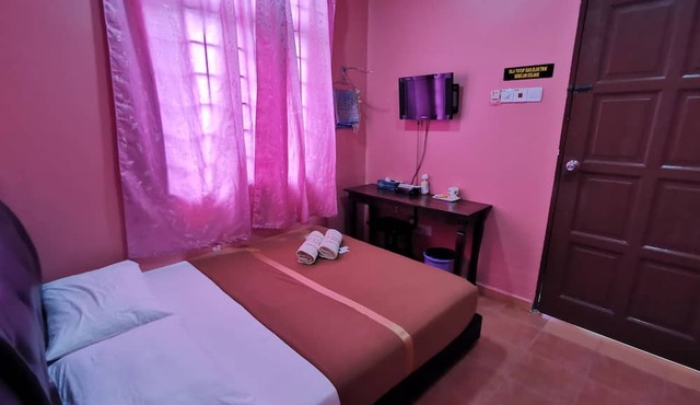 SPOT ON 89865 Hotel Titiwangsa Gm