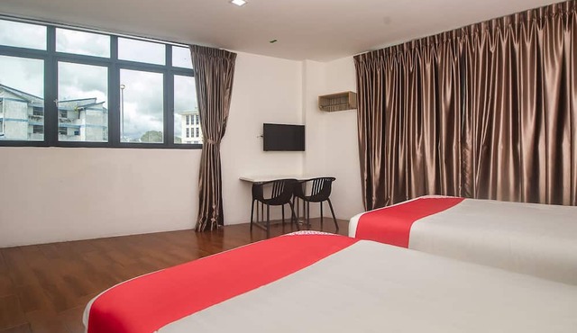 OYO 90102 7 Days Lodge in Sarikei
