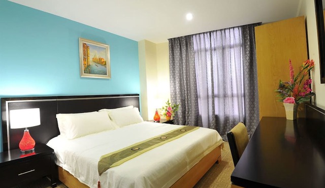 Hallmark View Hotel