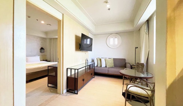 Mella Hotel Manila near NAIA Airport in Las Pinas