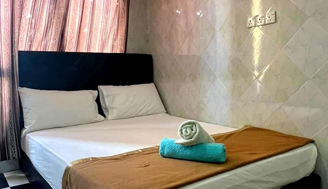 Bukit Beruntung Business Hotel