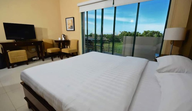 Hotel Formosa Daet in Daet