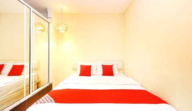 OYO 479 The Green Hotel