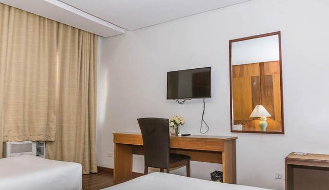La Fiesta Hotel
