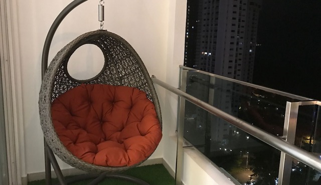 Seafront Cozy Luxury Apartment in George Town