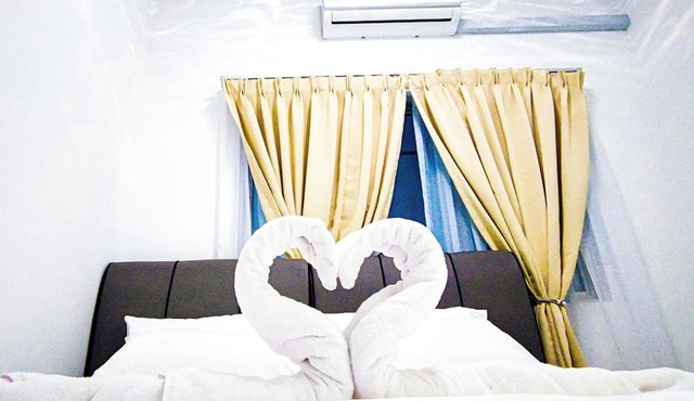Family Suites at Razak City by HCK