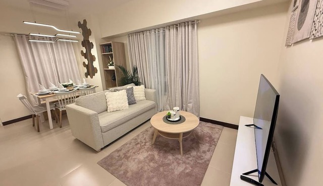 Cozy Modern Apartment Condo Unit in Pasay
