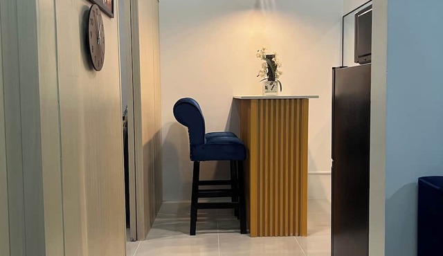 Ryle and Yang's Stylish 2BR Stay
