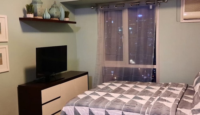 Furnished Studio | 22.42 SQM in Makati