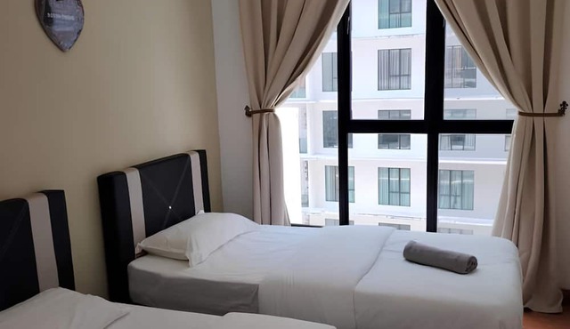 Paradigm Mall Platino 2BR 2FREE By Natol