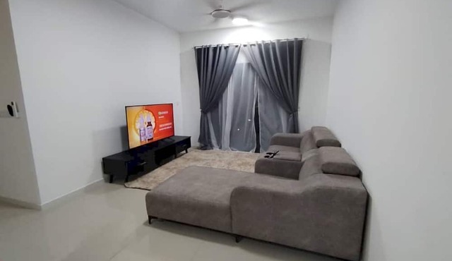 OYO 91024 Tower A & B Sensory Residence