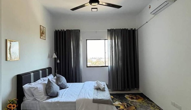 Icon Residence Luxury Condo