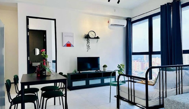 OYO Home 90978 Bqs Studio Homestay