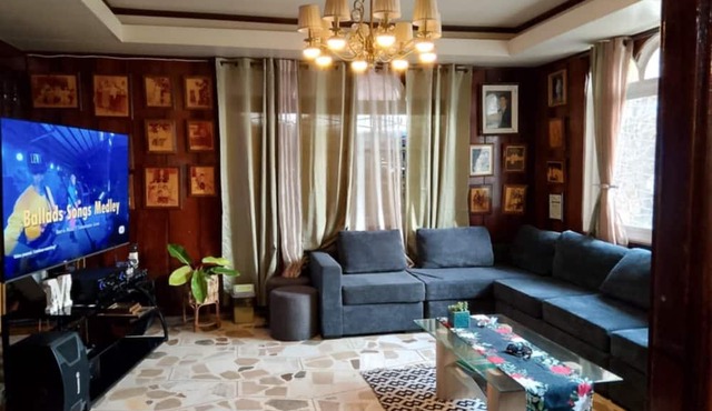Topaz Bed and Breakfast Hotel in San Jose