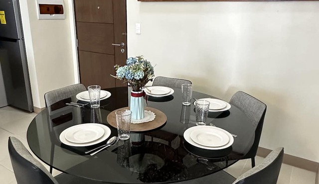 Light 2Bedroom Loft WVTowers28