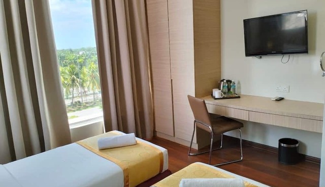 Sunflower World Hotel