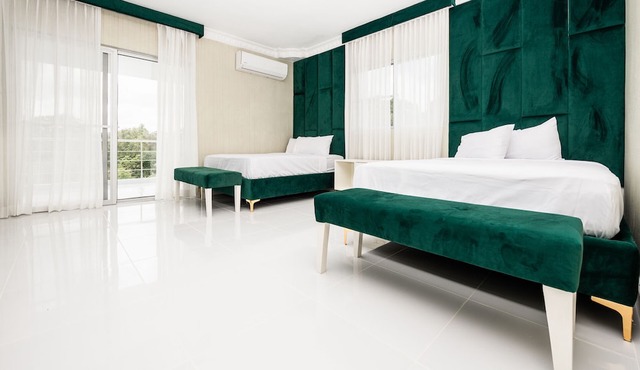 Modern Villa W/ transport & chef services. 45 mins away from Punta Cana in Punta Cana