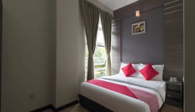 Super OYO Capital O 812 Hotel SMC Seksyen 13 in Shah Alam