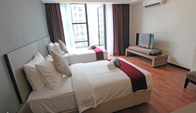 Nexus Regency Suites & Hotel