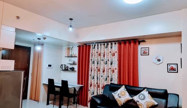 One Palm Tree Villas - Unit 3i and 3j in Pasay