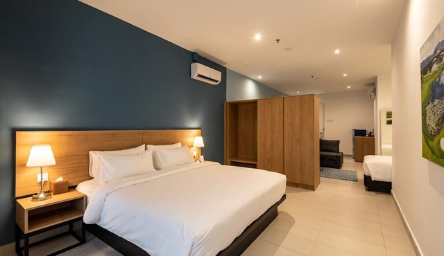 The Signature Serviced Suites Puchong