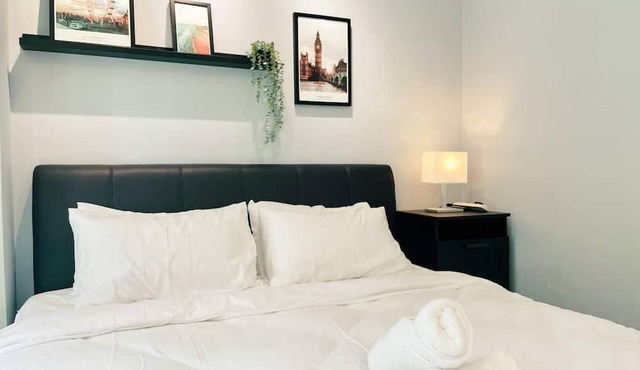 Arcoris Mont Kiara - Kingbed/Netflix/Next To 163Mall & Kiara 1 Mall in Kuala Lumpur