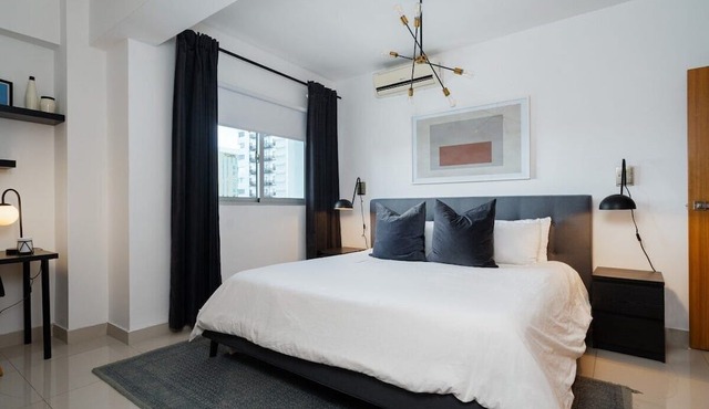 Chic 1BR King Bed, Piantini City Views|YellowKey in Santo Domingo