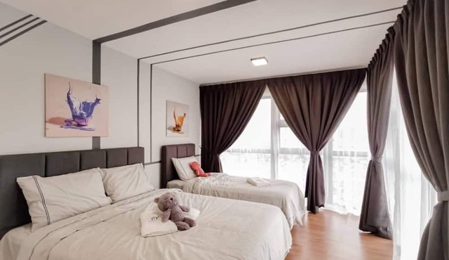 Modern Premium Suites for 8 Pax @EkoCheras in Kuala Lumpur