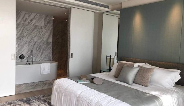 KL Skyline Hostel and rooftop terrace Infinity Sky Pool in Kuala Lumpur