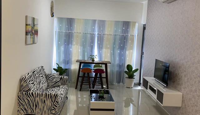 Crystal bed and breakfast in Taman Wahyu