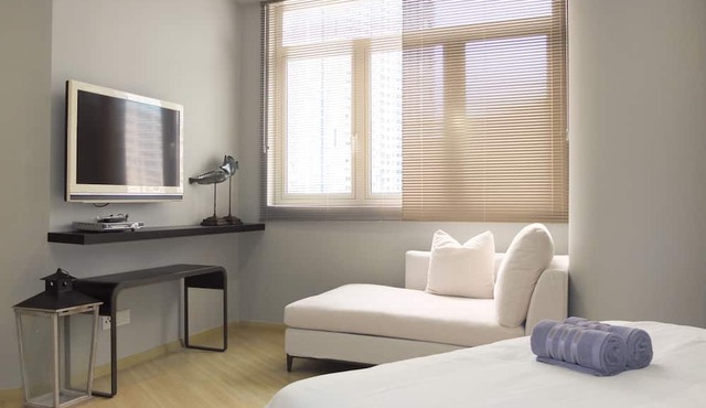 Stylish Room with Bath and Kitchenette Living in Tanjung Tokong