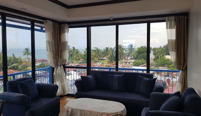 European Condo Rentals Toril