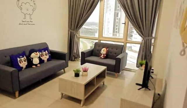 5mins walk to Legoland- Afiniti- 8pax with Bathtub in Iskandar Puteri