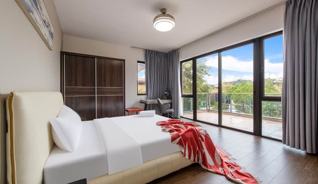 Forest City Golf Villa by A & Home Party