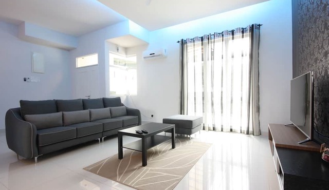 Shamrock Beach Villas 9