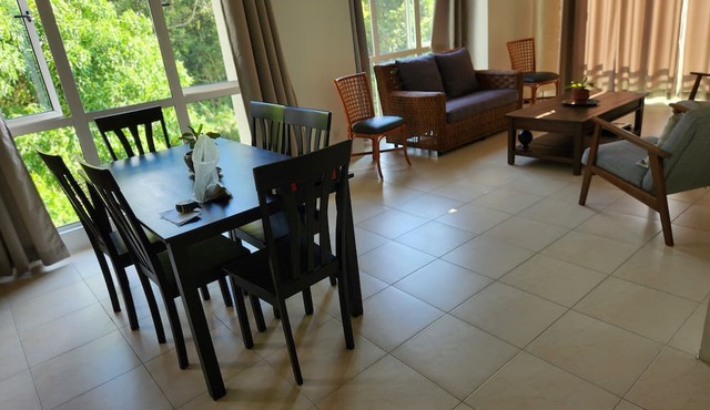 Awesome 3-bedroom apartment Kuching with AC and gym in Kuching